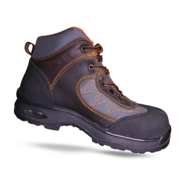 Bota color tabaco de casco de poliamida Magno Boots